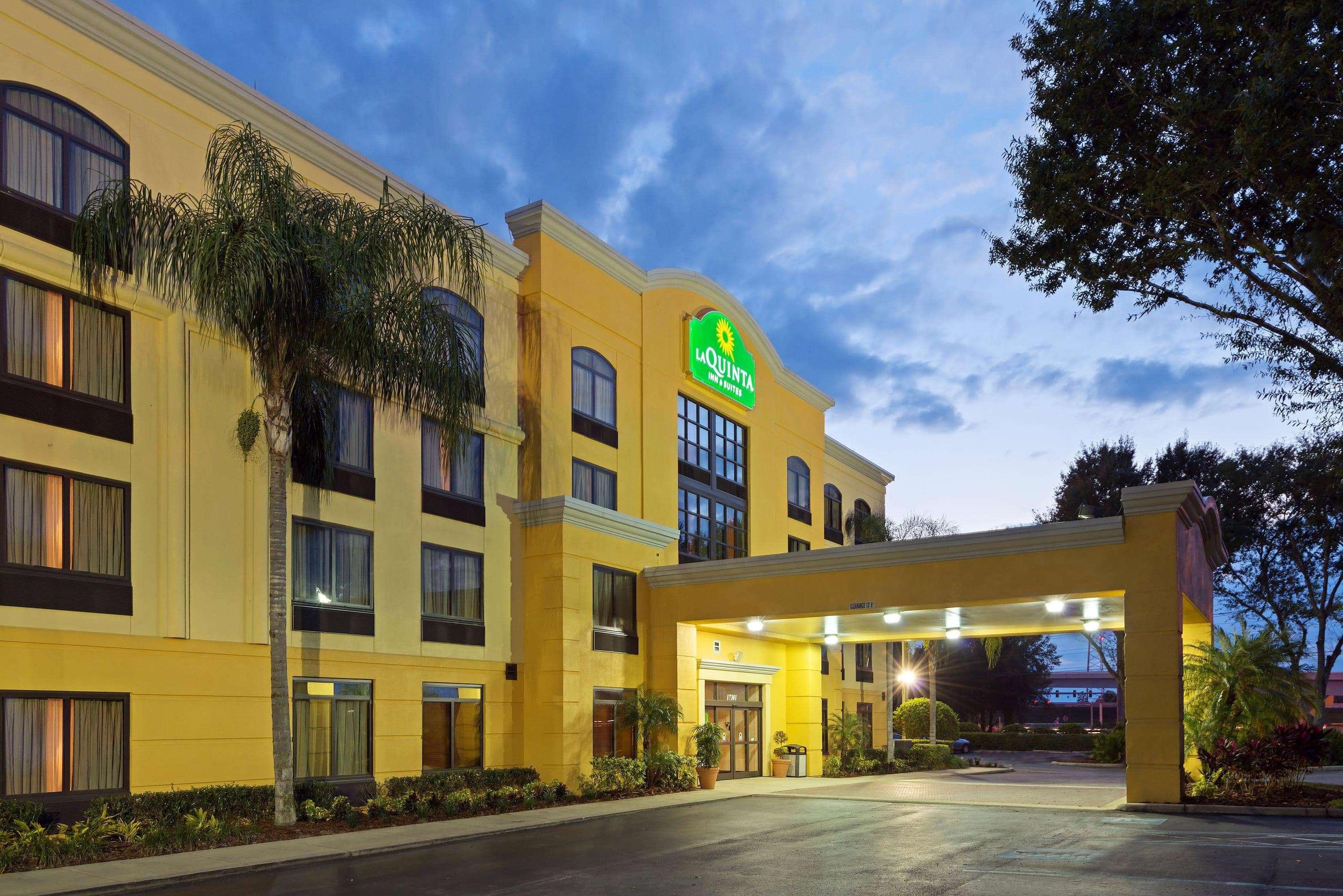 La Quinta By Wyndham Tampa North I-75 Hotel Exterior photo